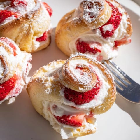 Brioche roulées fraises douces