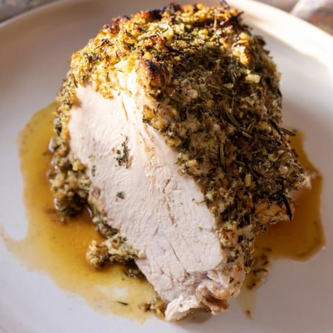 Chapon en croûte d'herbes