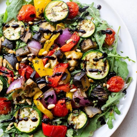 Salade légumes rôtis vibrante